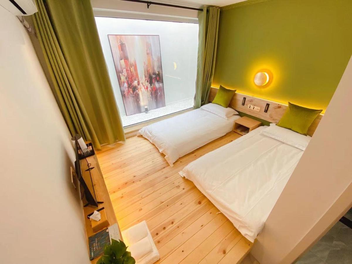 Lantian Garden Hostel Qingdao Buitenkant foto
