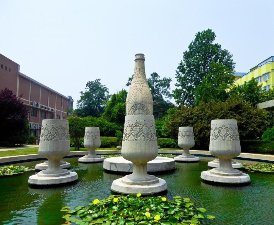 Lantian Garden Hostel Qingdao Buitenkant foto