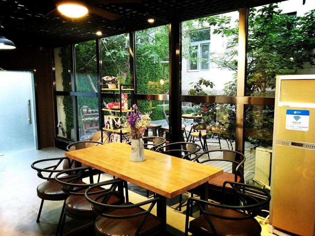 Lantian Garden Hostel Qingdao Buitenkant foto